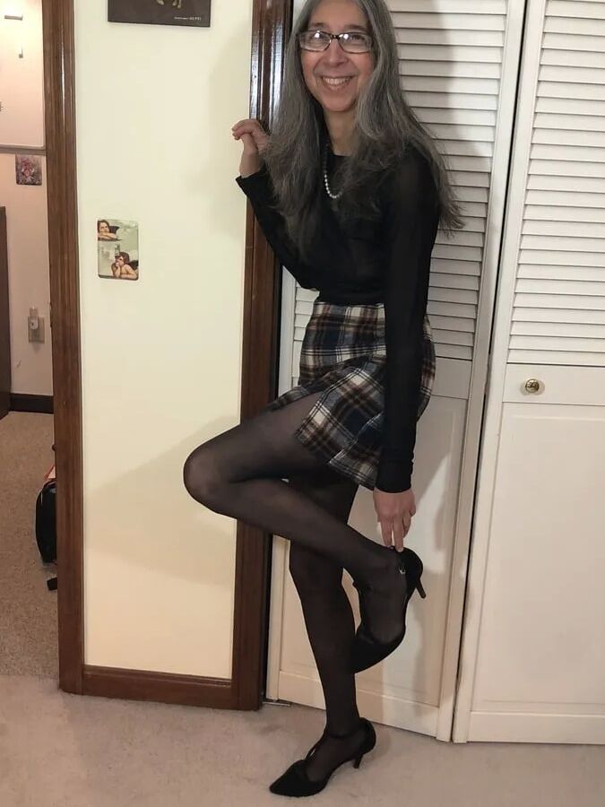 Sub Sarah Loves Her Dom