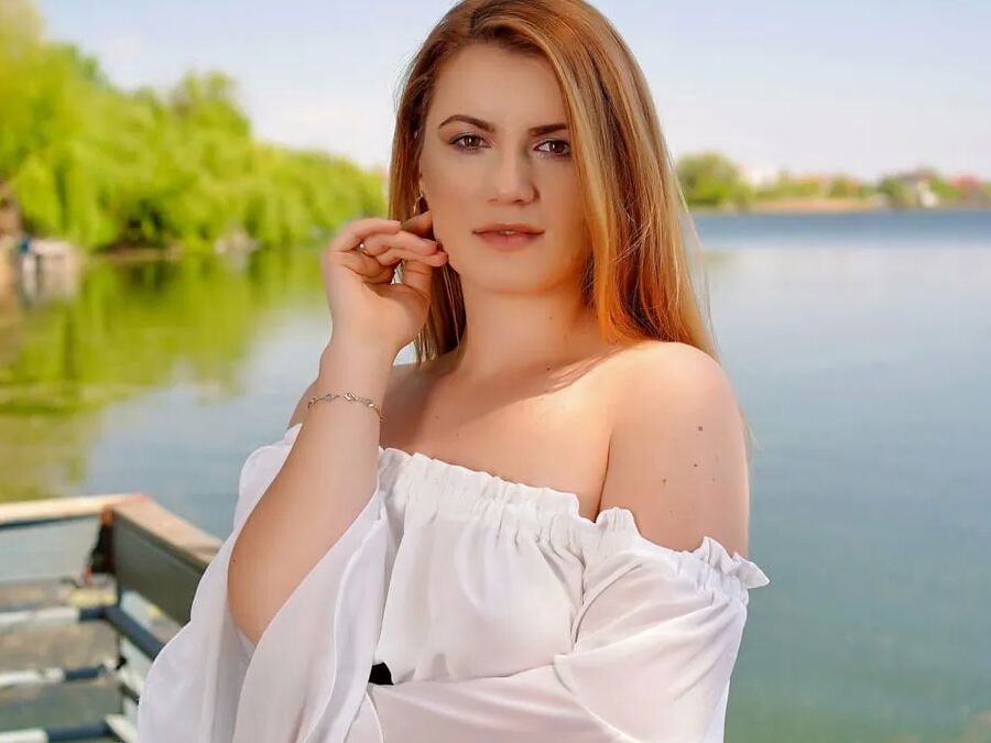 Maya Millan Free Photos