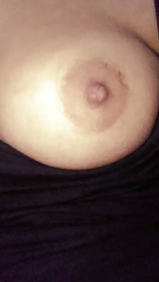 Big Boobs & Pussy bitch