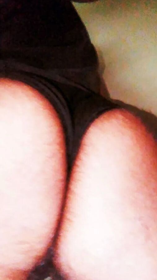 Big Boobs & Pussy bitch