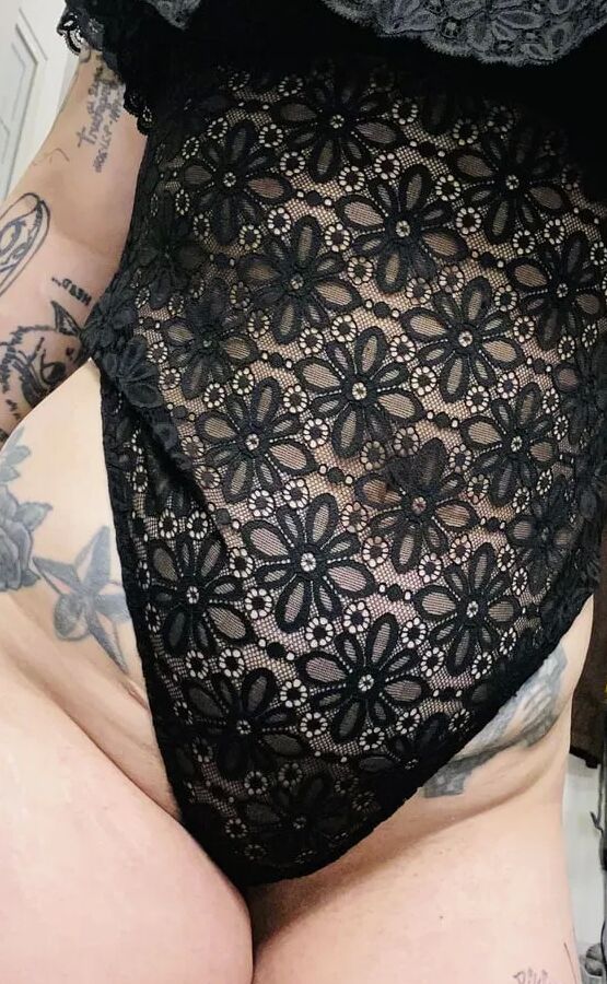 Sexy milf , you don’t wanna miss !