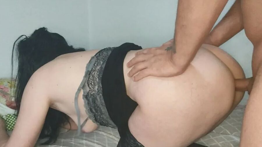 Married MILF Creampie