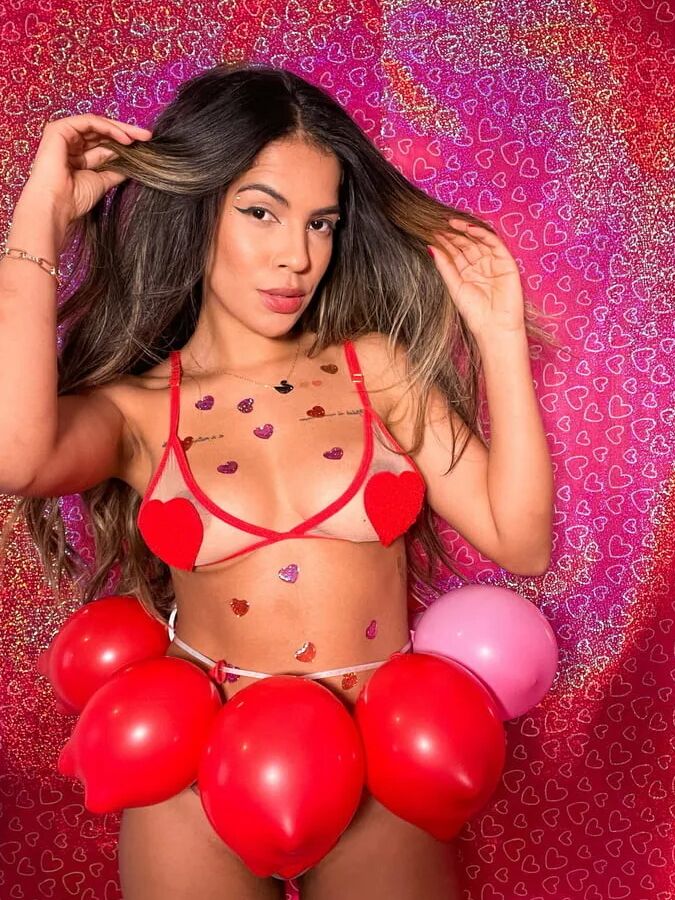 Camille Free Photos