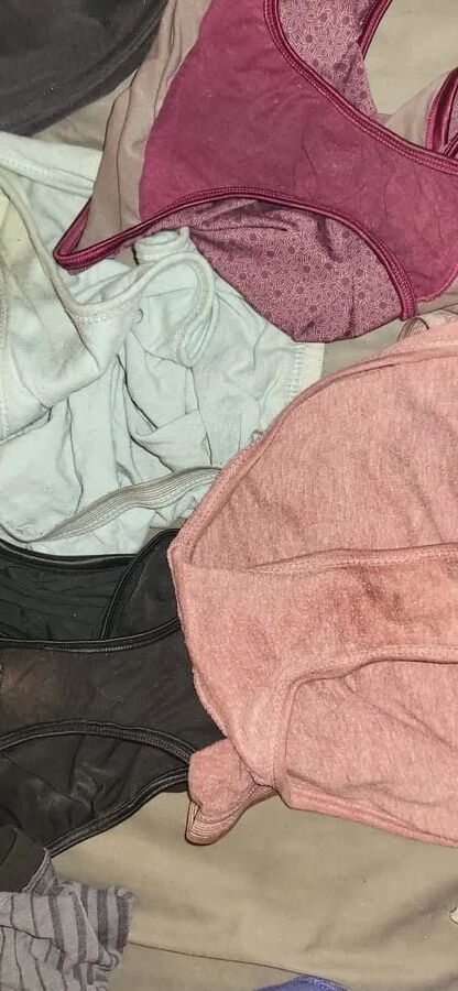 Panties & Bra's Layout