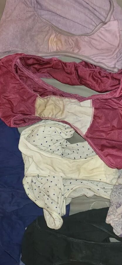 Panties & Bra's Layout