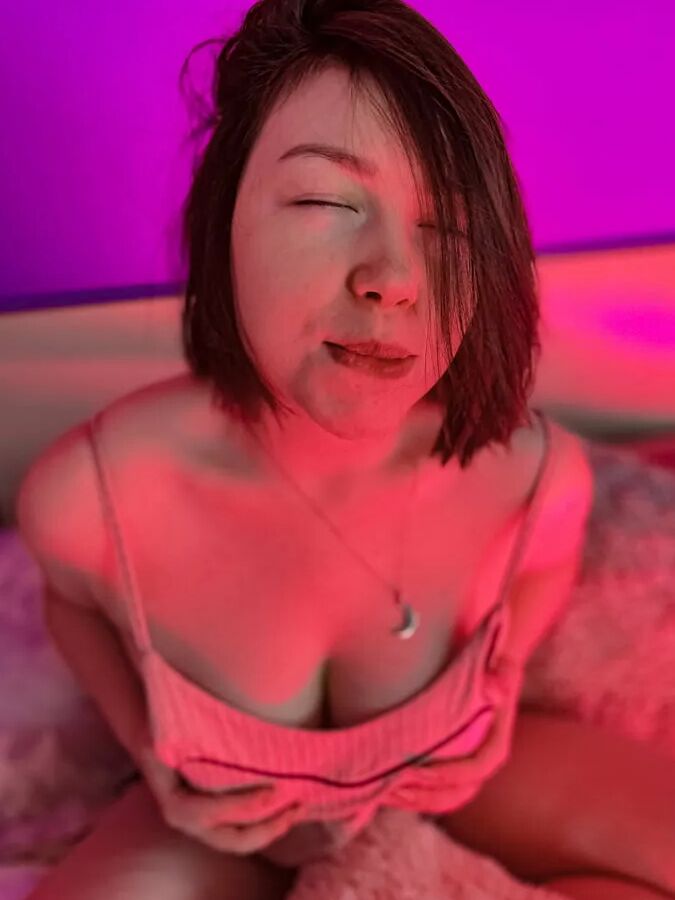 Tisha_with_pepper Free Photos