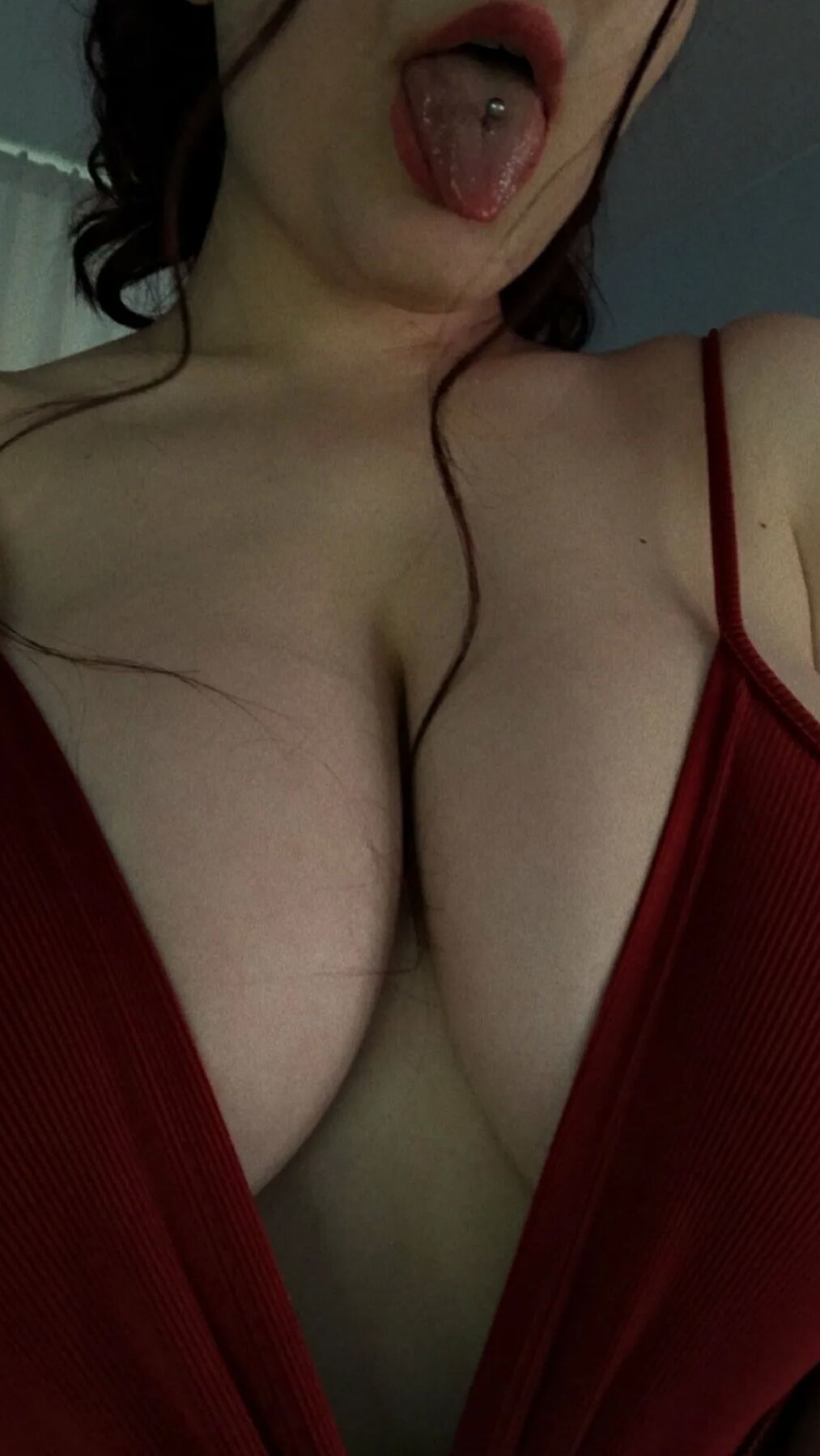 Bella FOLLOW ME <3 Free Photos