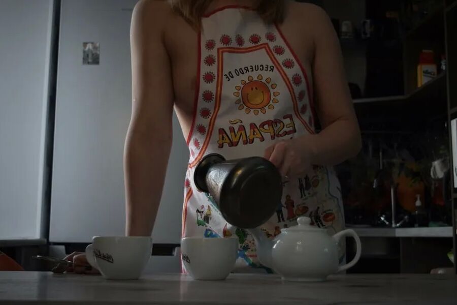 Hot apron