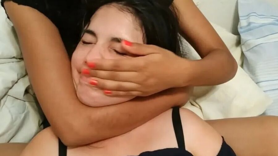 More Lesbian Handgag Spit And Smother - Selfgags