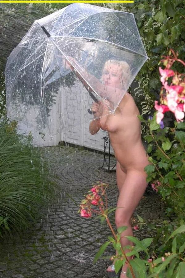 Photo shooting with cum slut Dany Sun in the garden - part 2