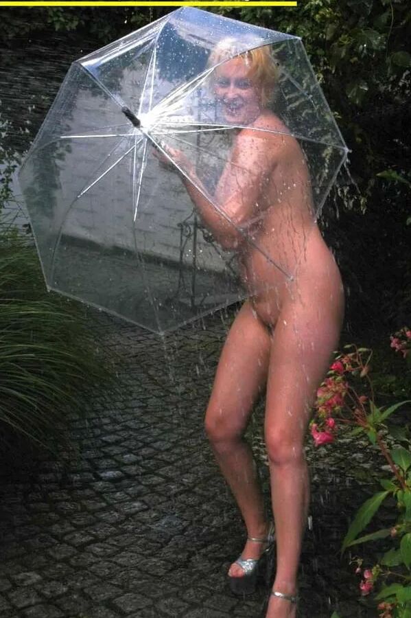 Photo shooting with cum slut Dany Sun in the garden - part 2