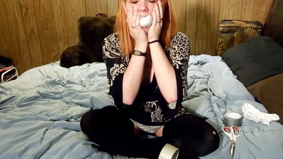 Self Gagged College Student Gets Bondage - Selfgags