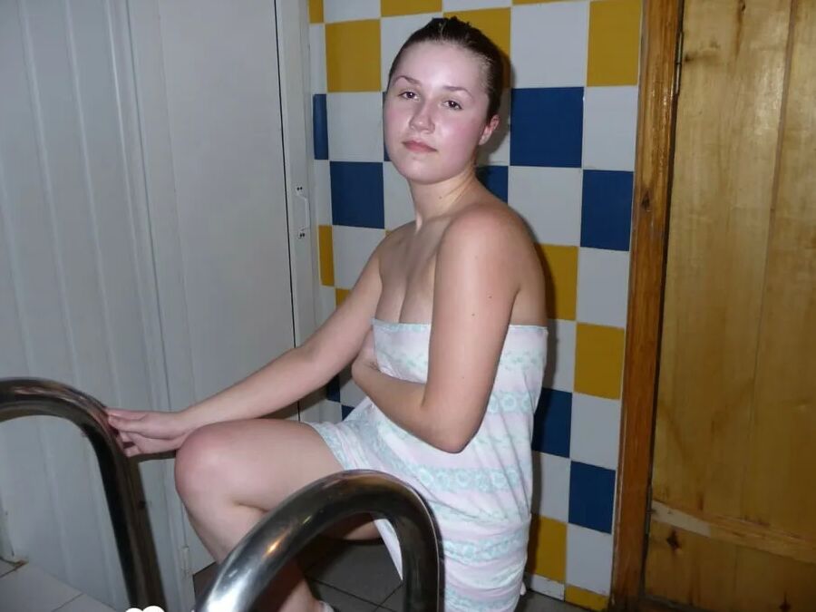 Gorgeous teen strips and teases with her figure