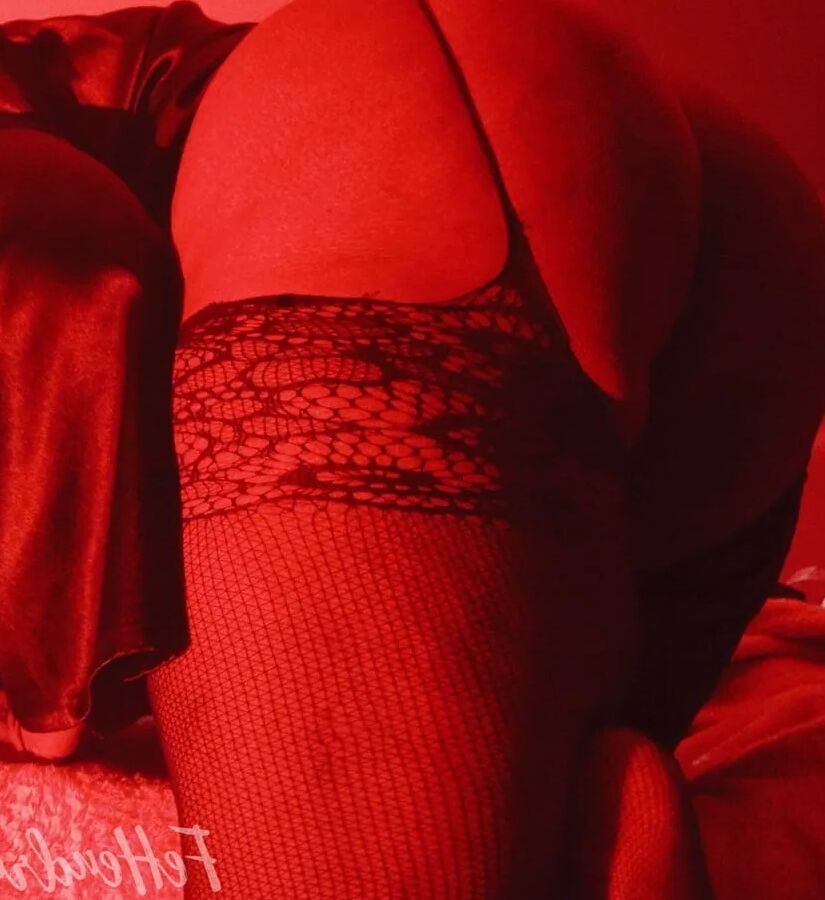 Christmas Wish: Spank Mommy's Big Ass