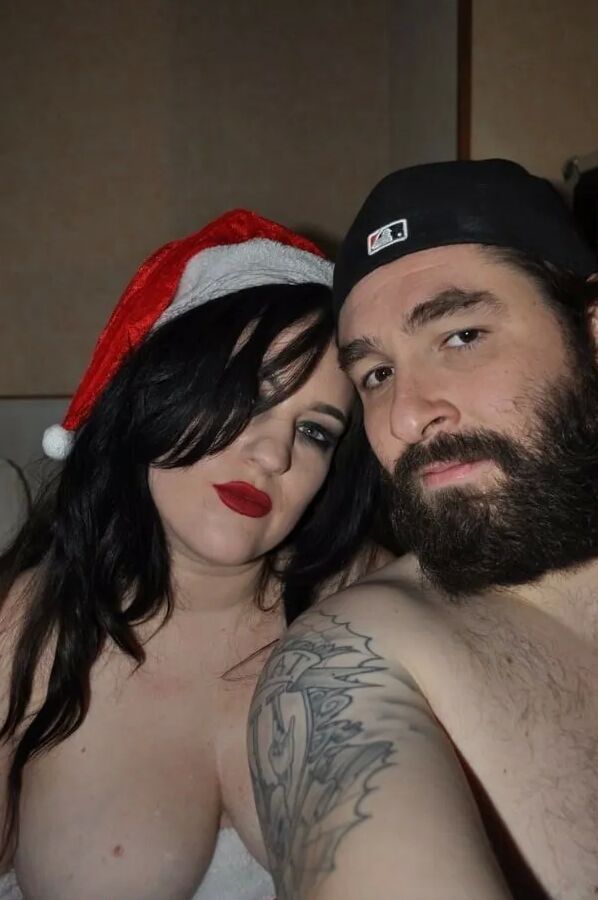 Chubby MILF Amy Leaf - Christmas 2017
