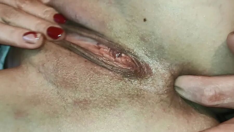 Wet Pussy MILF