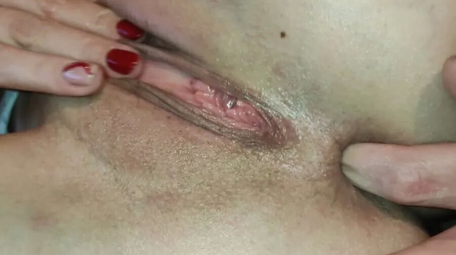 Wet Pussy MILF