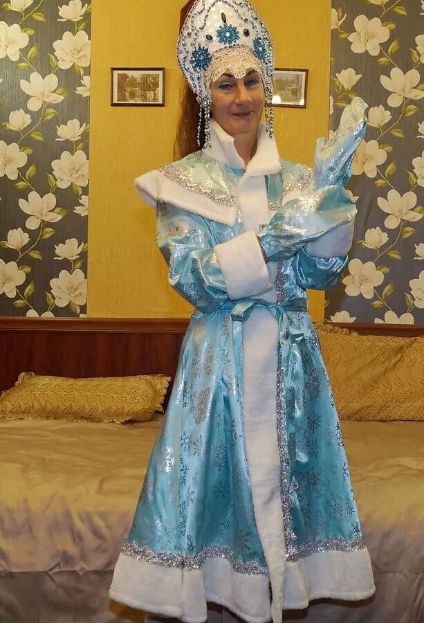 Hot Snowmaiden