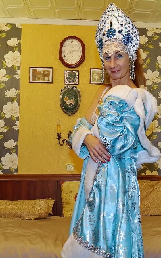 Hot Snowmaiden