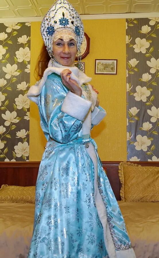 Hot Snowmaiden