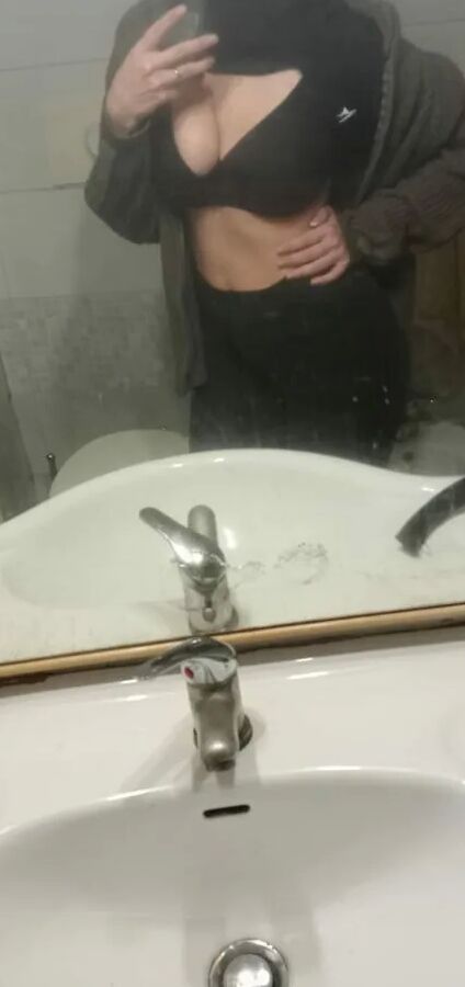 FREE CONTENT (ONLY FANS)