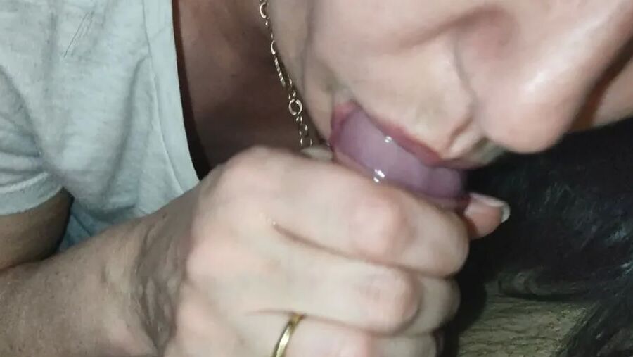 Latina MILF Blowjob