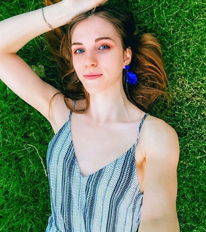 Evie Knight Free Photos