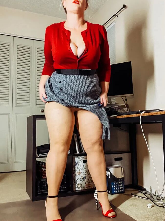 Office Heels skirt and pantyhose