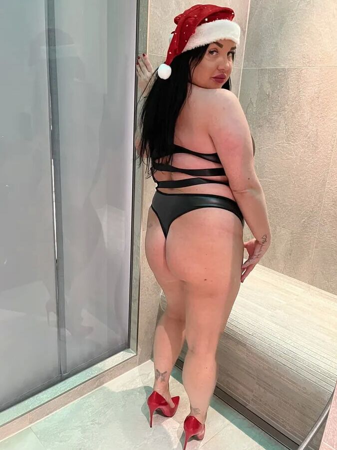 MiaXXX Merry Christmas