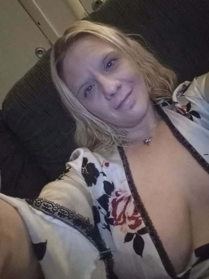 KrazyQueenB Free Photos