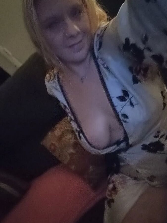 KrazyQueenB Free Photos