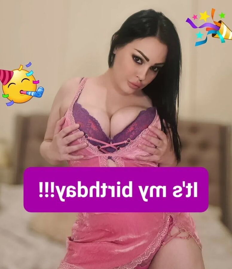 LACEYLOOXXX Free Photos