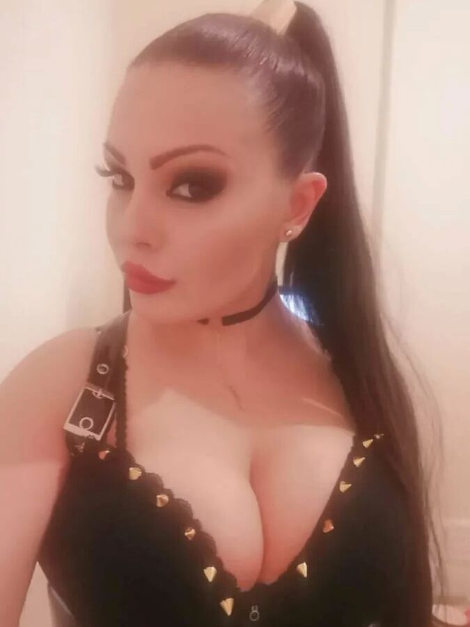 LACEYLOOXXX Free Photos