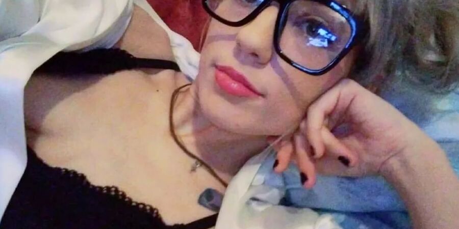 Lindy Laine Mason - FinDom Princess Free Photos