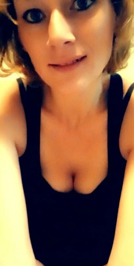 DatMistressDIX Free Photos