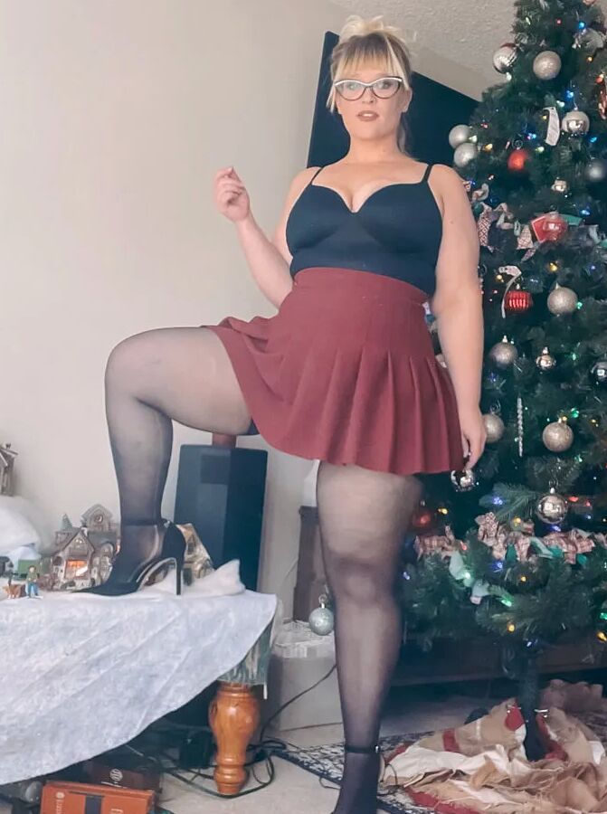 Christmas Thighs and Heels
