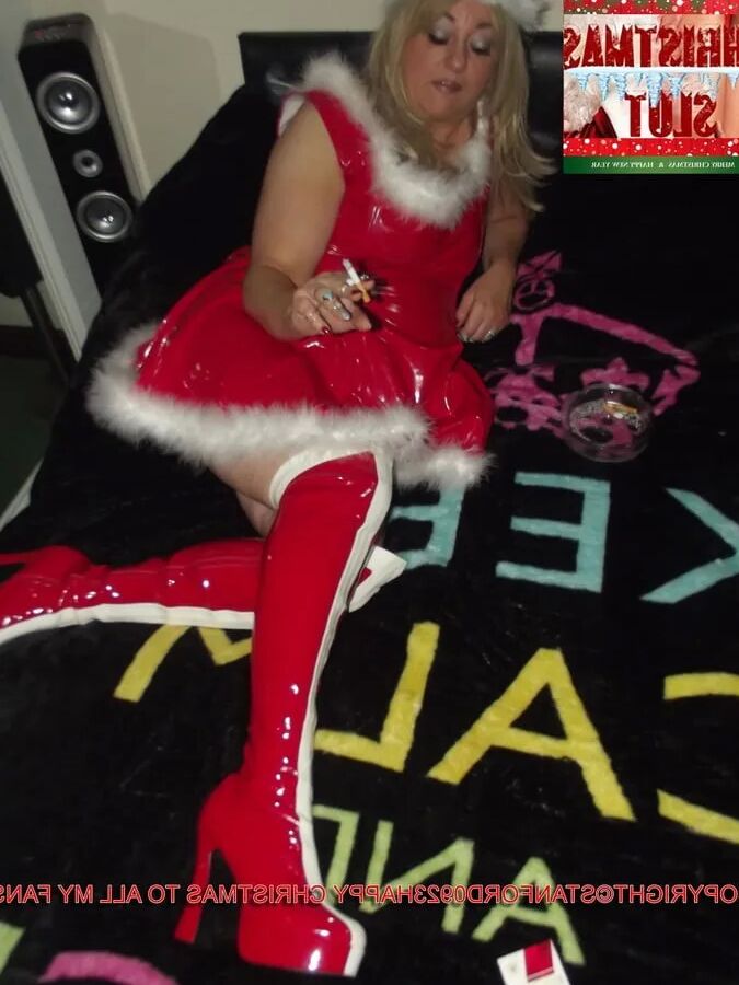 SLUT AT XMAS