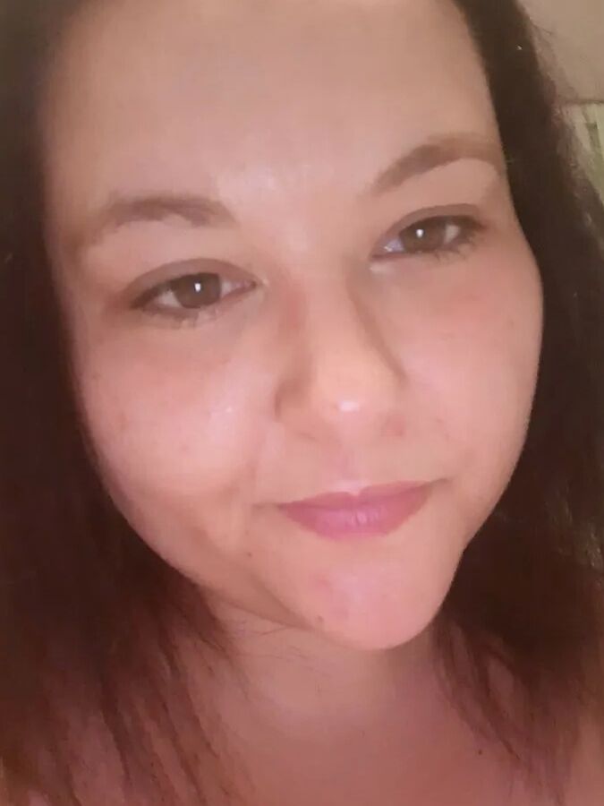 Fat Slut Shows Her Big Udders N Cunt