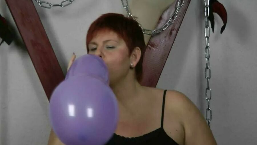 Hot games with balloons