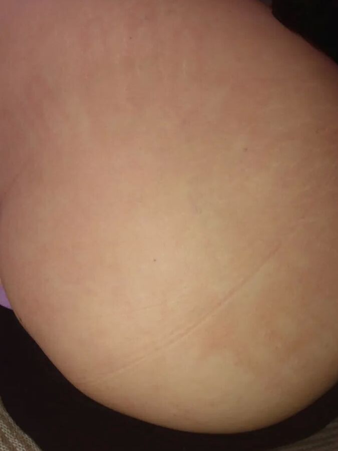 Slutty wife showing result of slaps and pussy cumshot