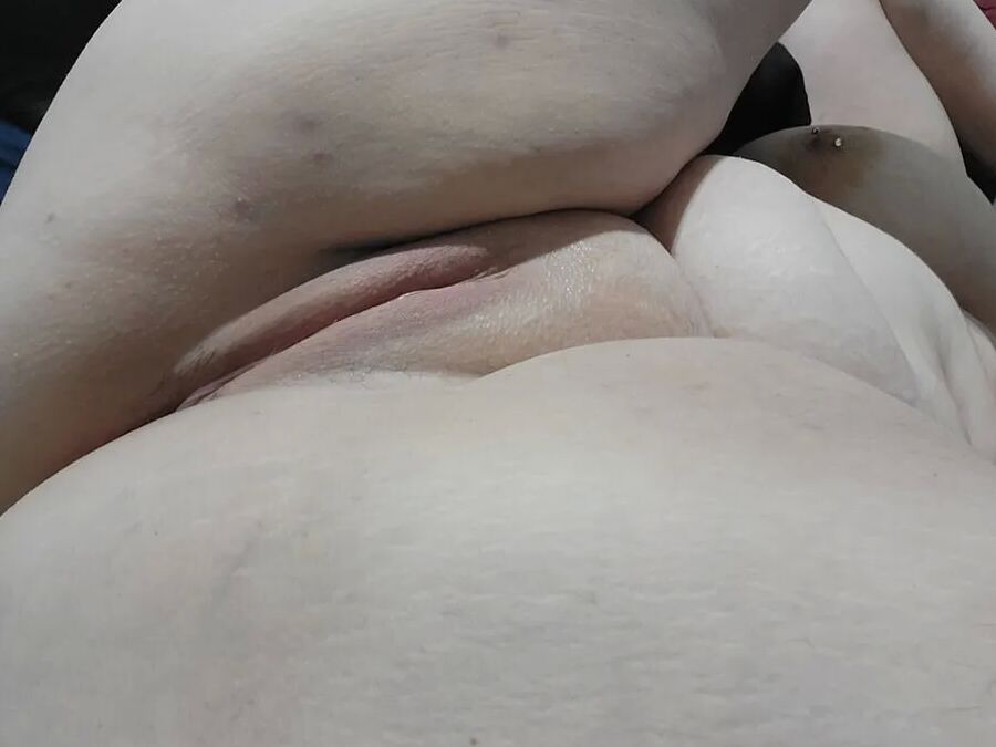 Catch Up with a Chubby Milf