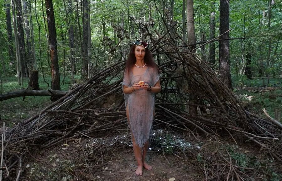 In forest cradle