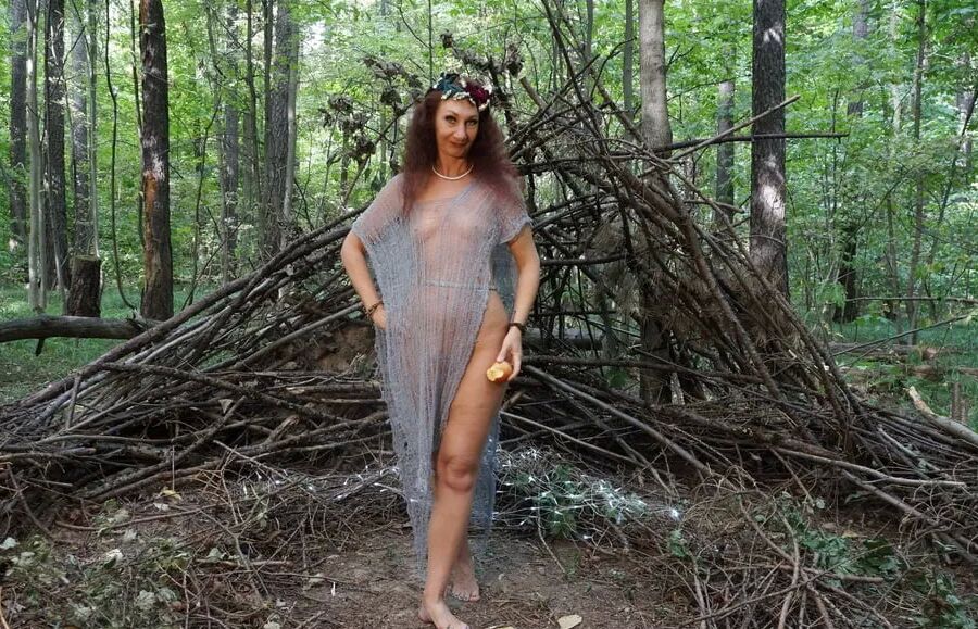 In forest cradle