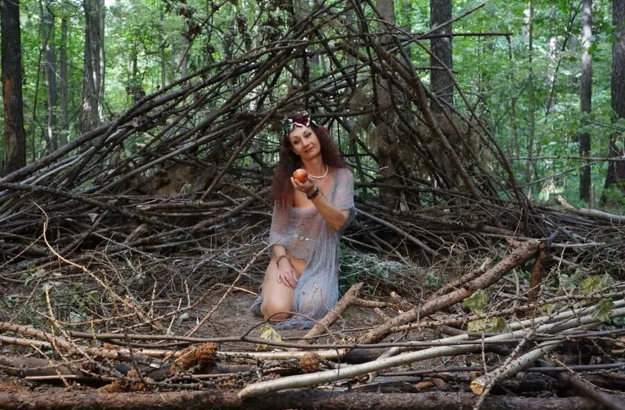 In forest cradle
