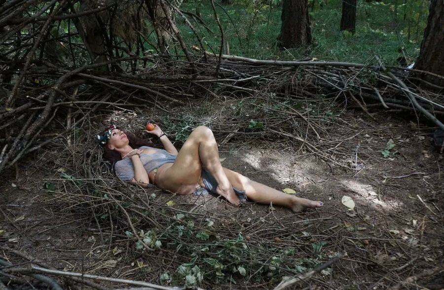In forest cradle