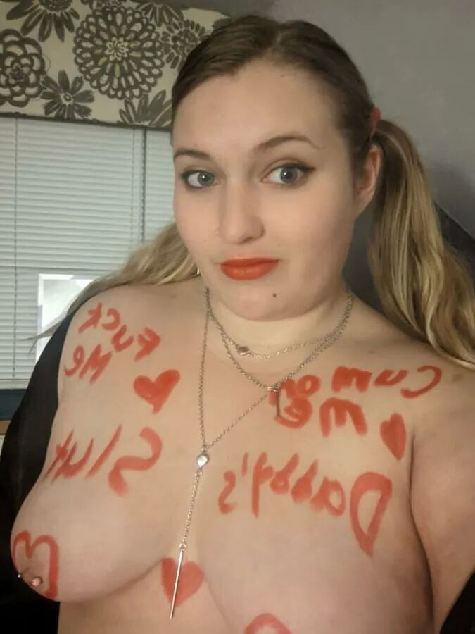 HOT Wife Pussy and Tits BBW