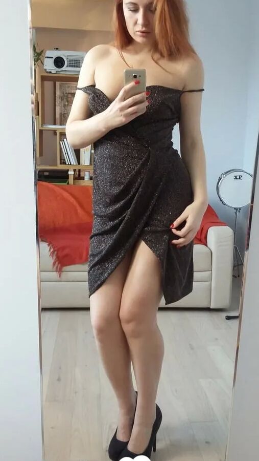 I just love taking nudes in the mirrors