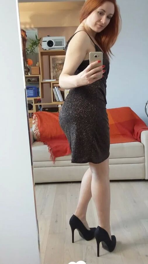 I just love taking nudes in the mirrors