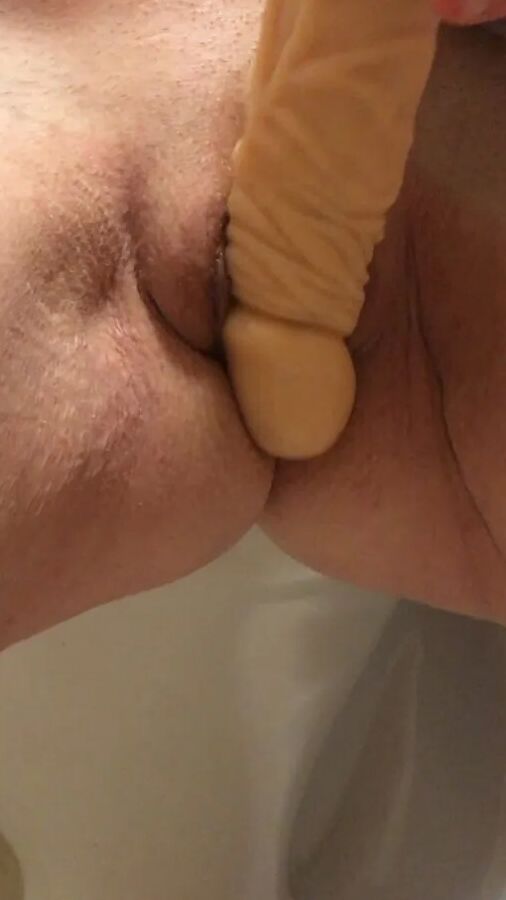 Smilis Playing around a bit with his new dildo