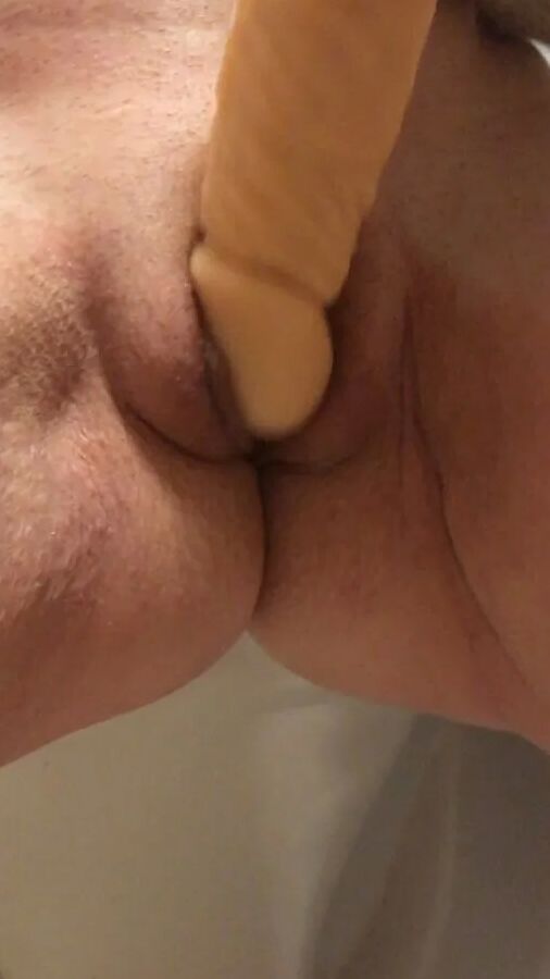 Smilis Playing a little with dildo